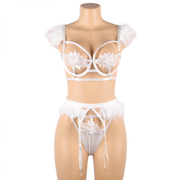 Sexy White 3 Piece Set With Underwire